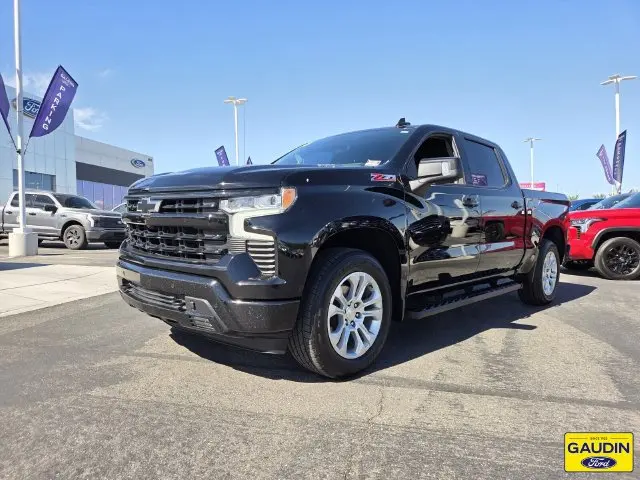 2023 Chevrolet Silverado - $38,105