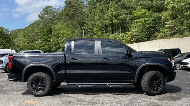 2024 Chevrolet Silverado 1500 ZR2