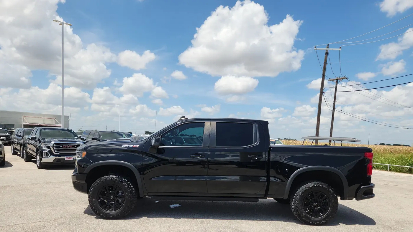 2024 Chevrolet Silverado 1500 ZR2