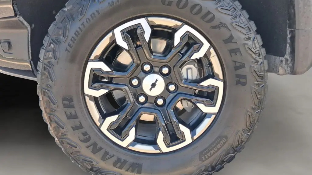 2024 Chevrolet Silverado 1500 ZR2