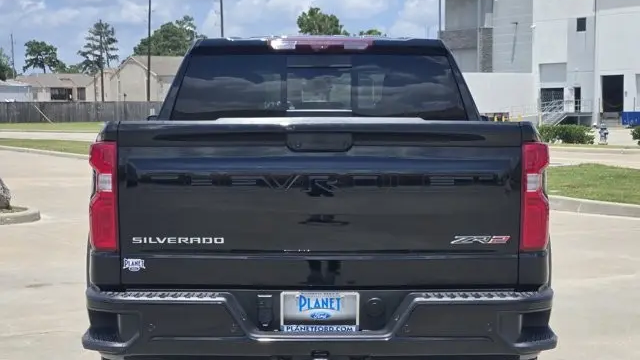 2024 Chevrolet Silverado 1500 ZR2