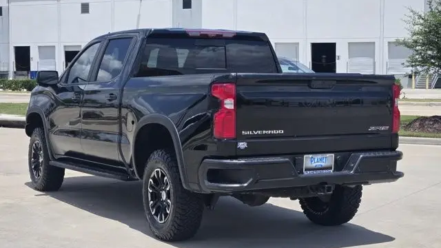 2024 Chevrolet Silverado 1500 ZR2