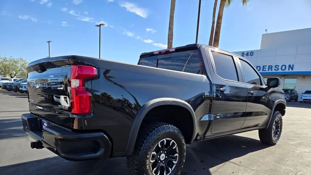 2024 Chevrolet Silverado 1500 ZR2