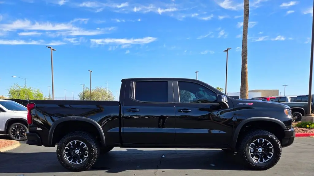 2024 Chevrolet Silverado 1500 ZR2