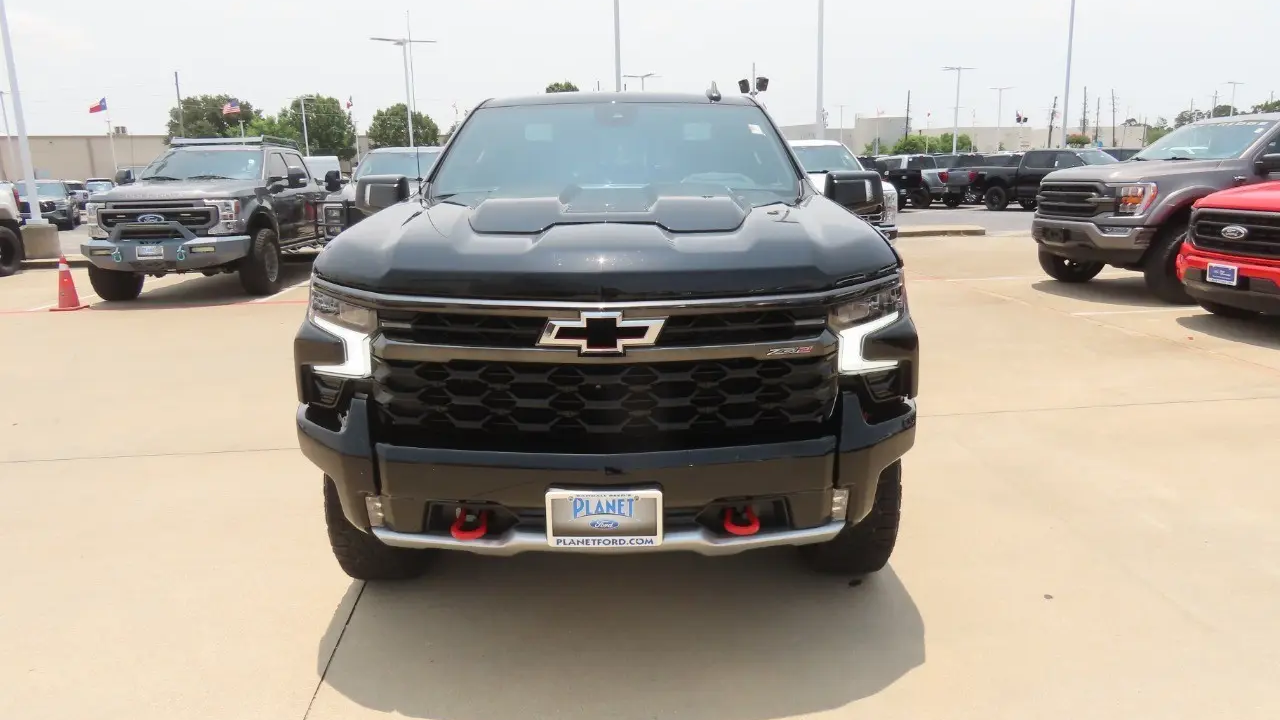 2023 Chevrolet Silverado 1500 ZR2