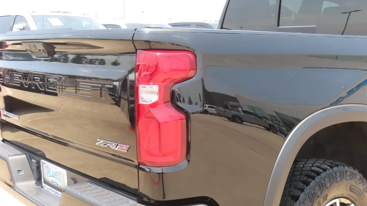 2023 Chevrolet Silverado 1500 ZR2