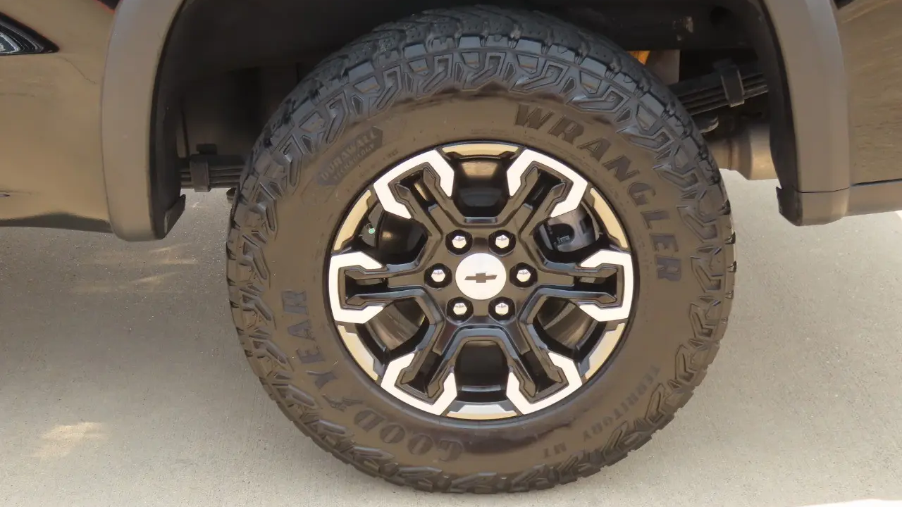 2023 Chevrolet Silverado 1500 ZR2