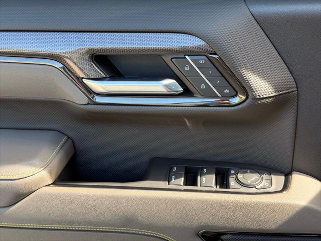 2023 Chevrolet Silverado - $47,738