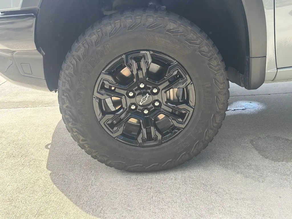 2024 Chevrolet Silverado - $52,000