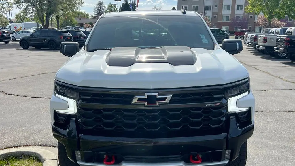 2023 Chevrolet Silverado 1500 ZR2