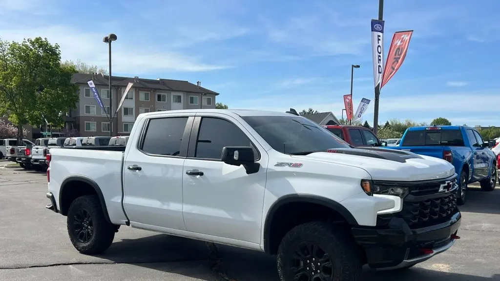 2023 Chevrolet Silverado 1500 ZR2