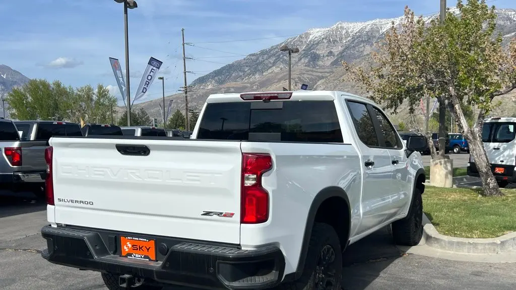 2023 Chevrolet Silverado 1500 ZR2