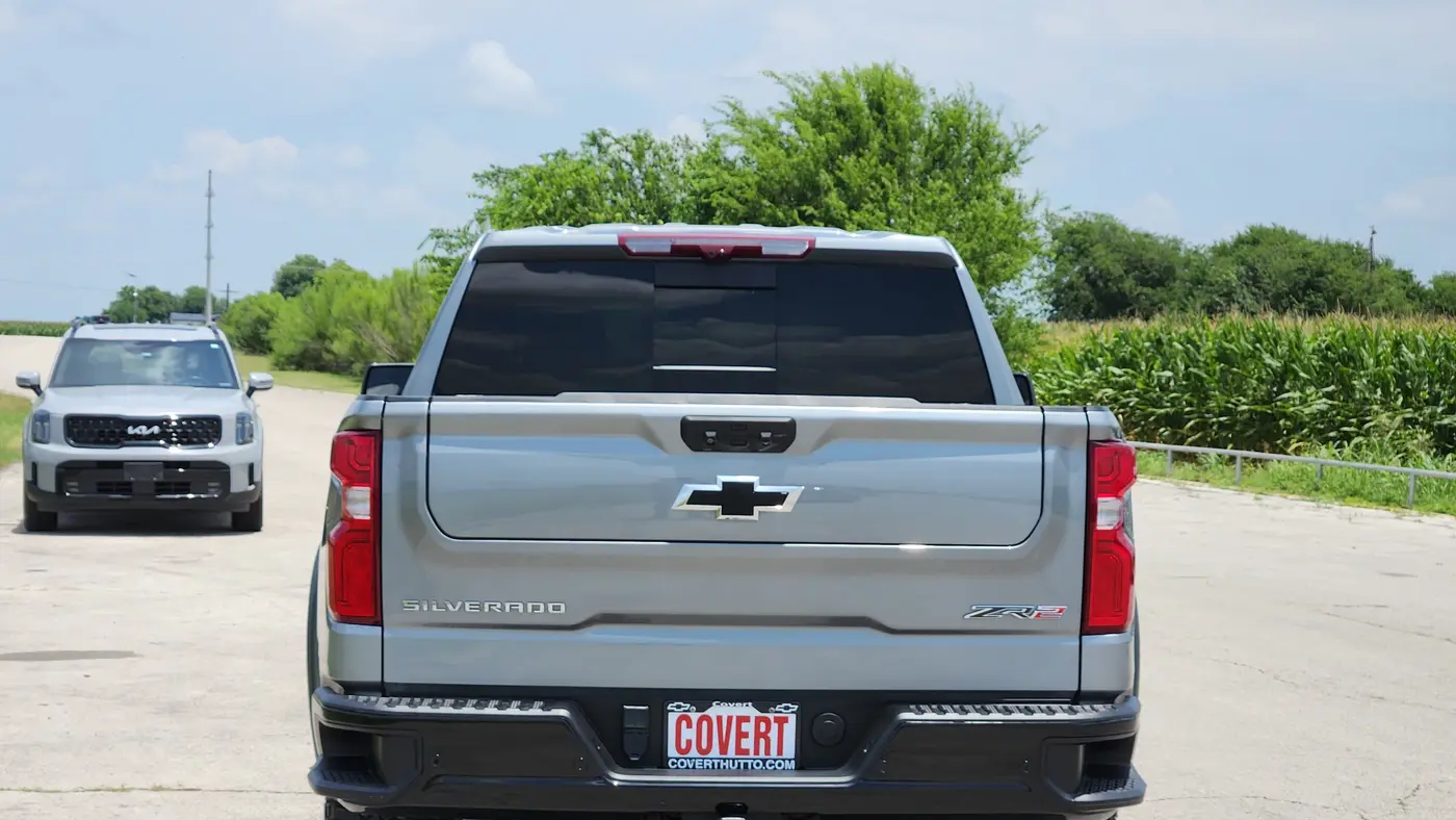 2023 Chevrolet Silverado 1500 ZR2