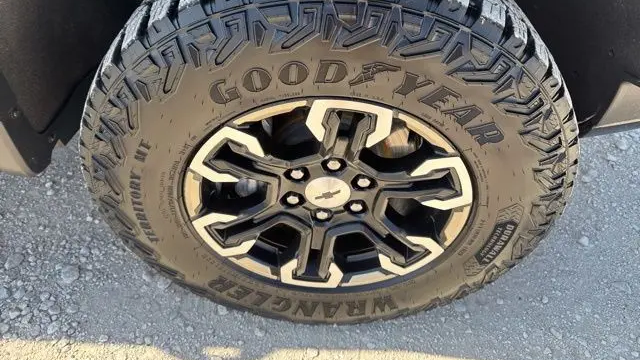 2023 Chevrolet Silverado 1500 ZR2