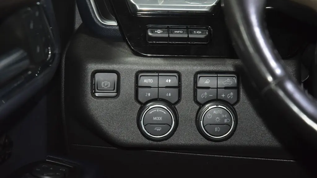 2023 Chevrolet Silverado 1500 High Country