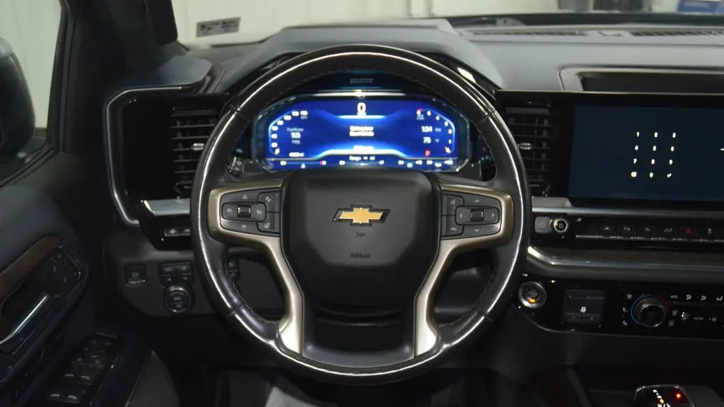 2023 Chevrolet Silverado 1500 High Country
