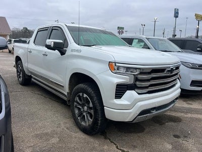 2022 Chevrolet Silverado 1500 4X4 High Country 4DR Crew Cab 5.8 FT. SB