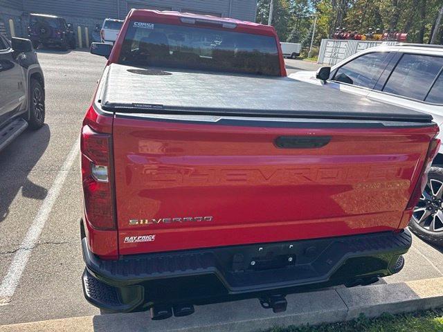2025 Chevrolet Silverado - $41,924