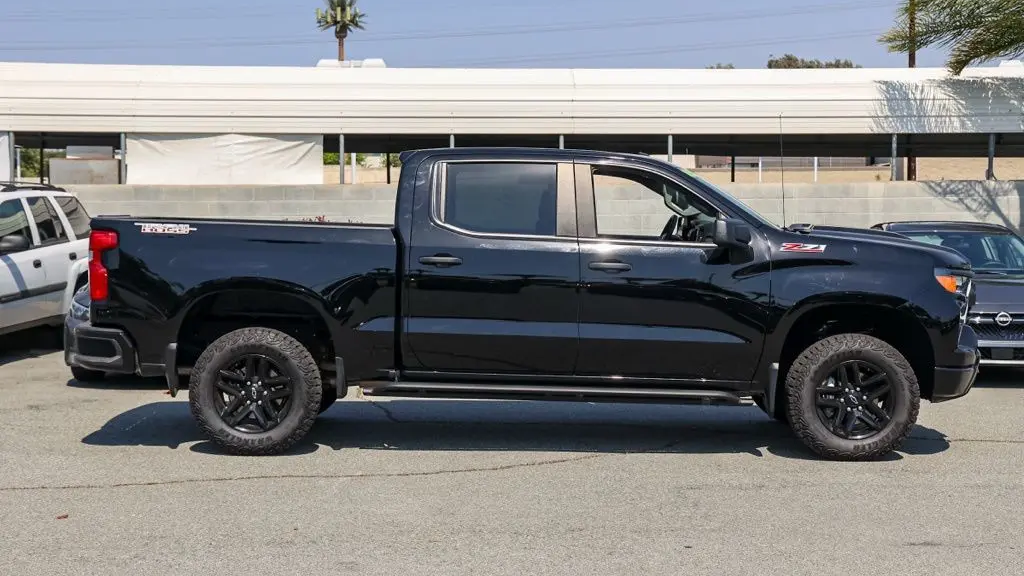 2025 Chevrolet Silverado 1500 Custom Trail Boss