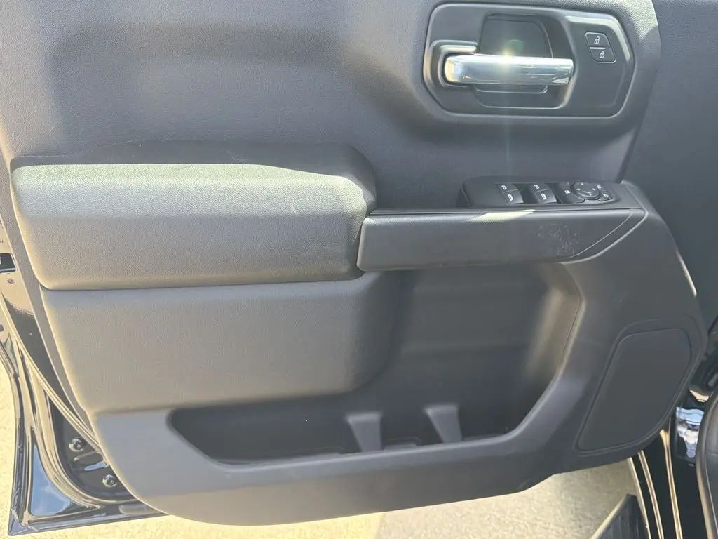 2026 Chevrolet Silverado - $48,501