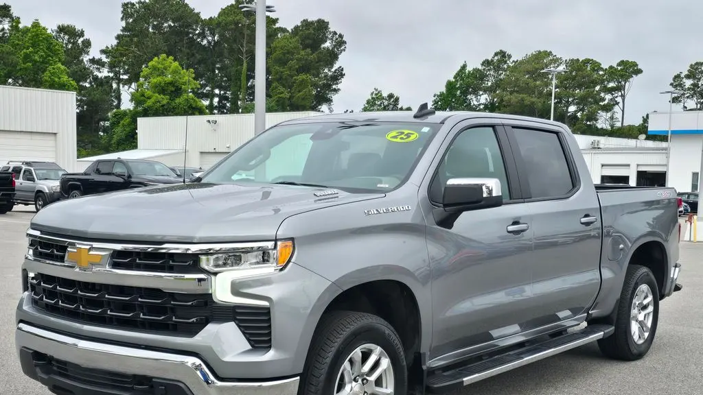 Preowned 2025 Chevrolet Silverado 1500 LT for Sale