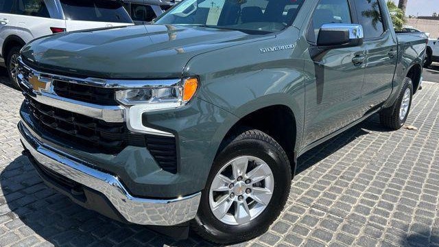 2025 Chevrolet Silverado 1500 LT