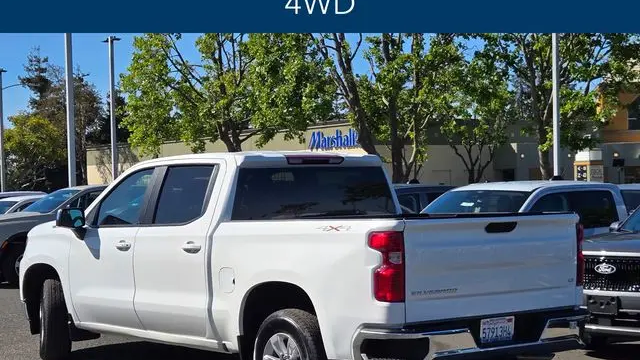2025 Chevrolet Silverado 1500 LT