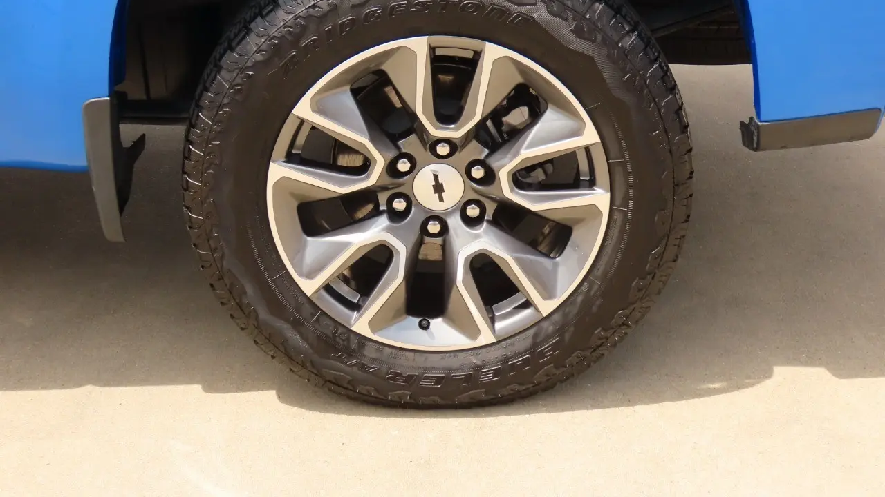 2025 Chevrolet Silverado 1500 RST