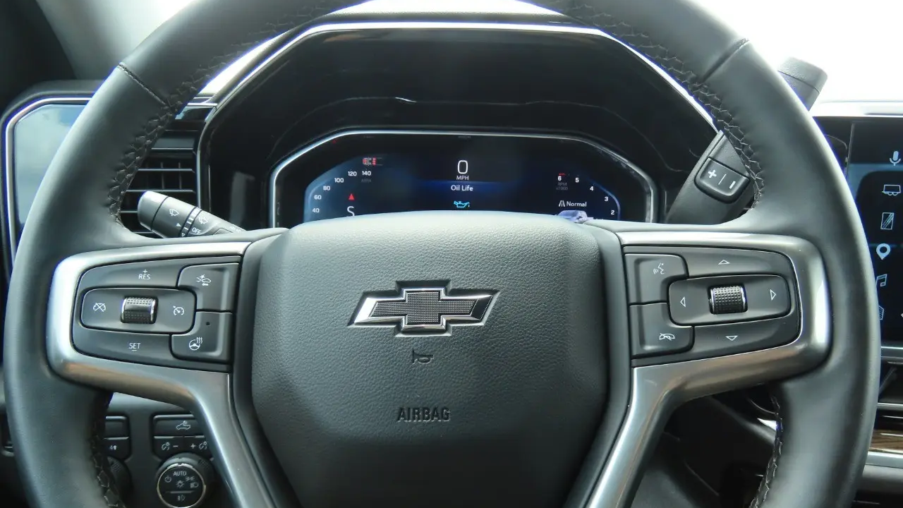 2025 Chevrolet Silverado 1500 RST