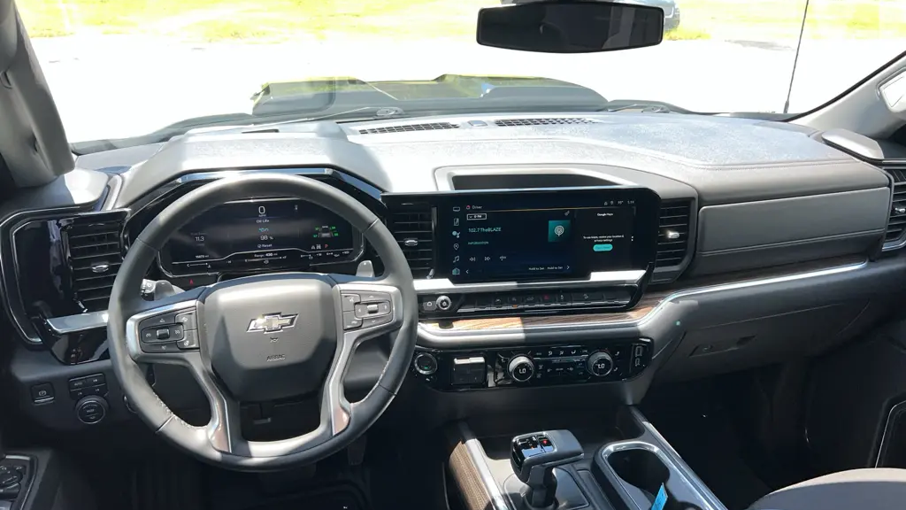 2025 Chevrolet Silverado 1500 LT Trail Boss