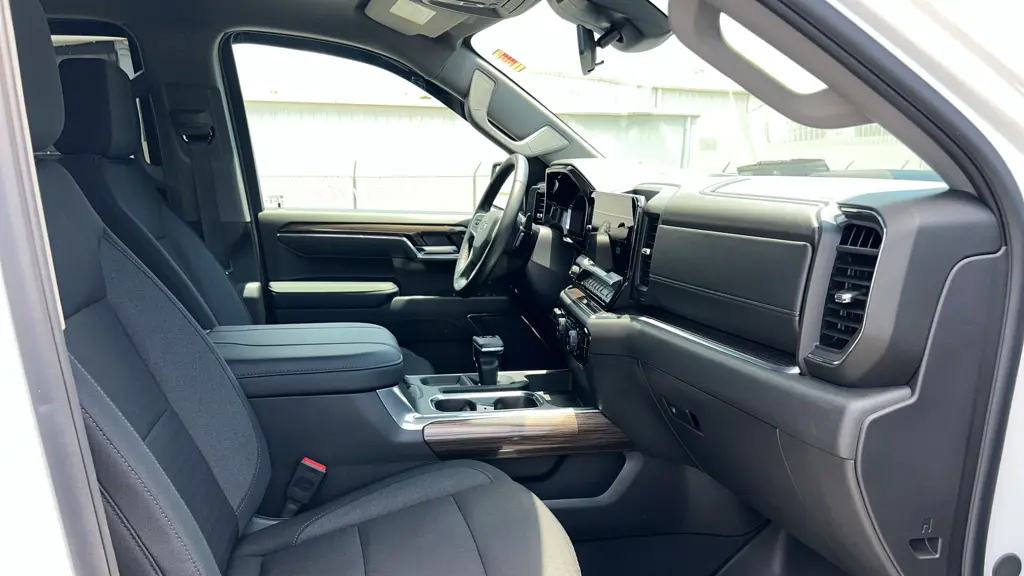 2025 Chevrolet Silverado 1500 LT Trail Boss