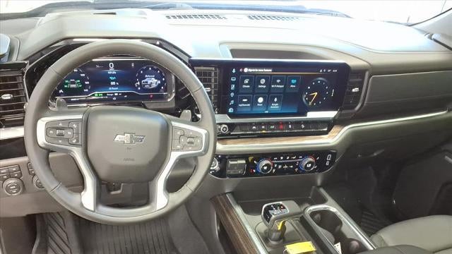 2025 Chevrolet Silverado 1500 LT Trail Boss