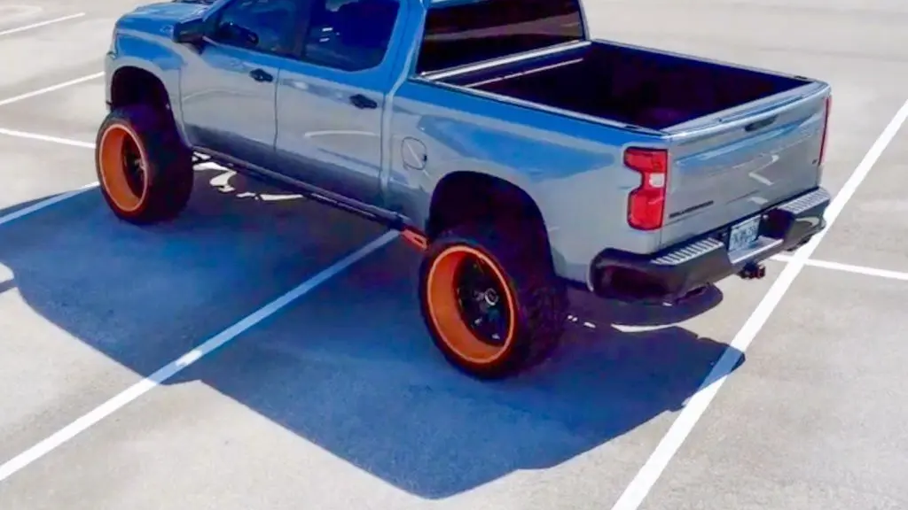 2025 Chevrolet Silverado 1500 LT Trail Boss