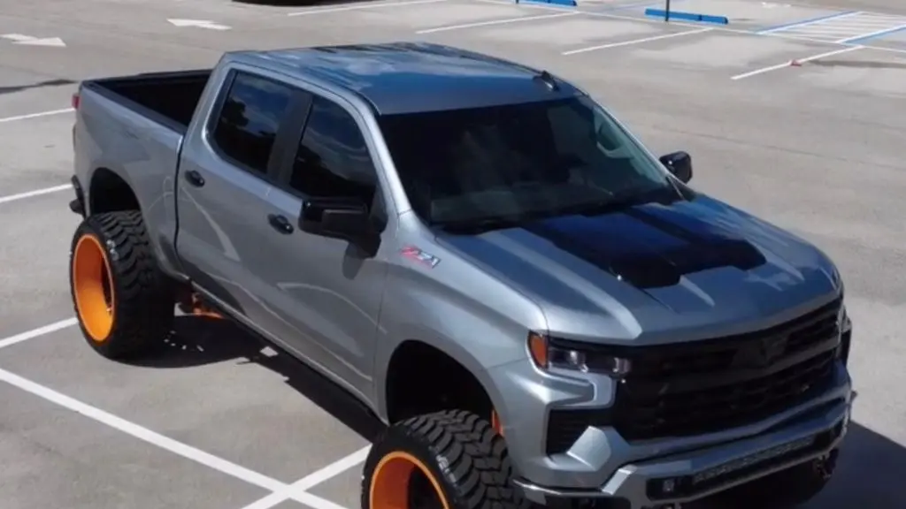 2025 Chevrolet Silverado 1500 LT Trail Boss