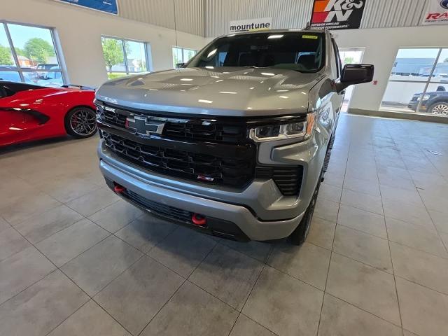 2025 Chevrolet Silverado - $39,179