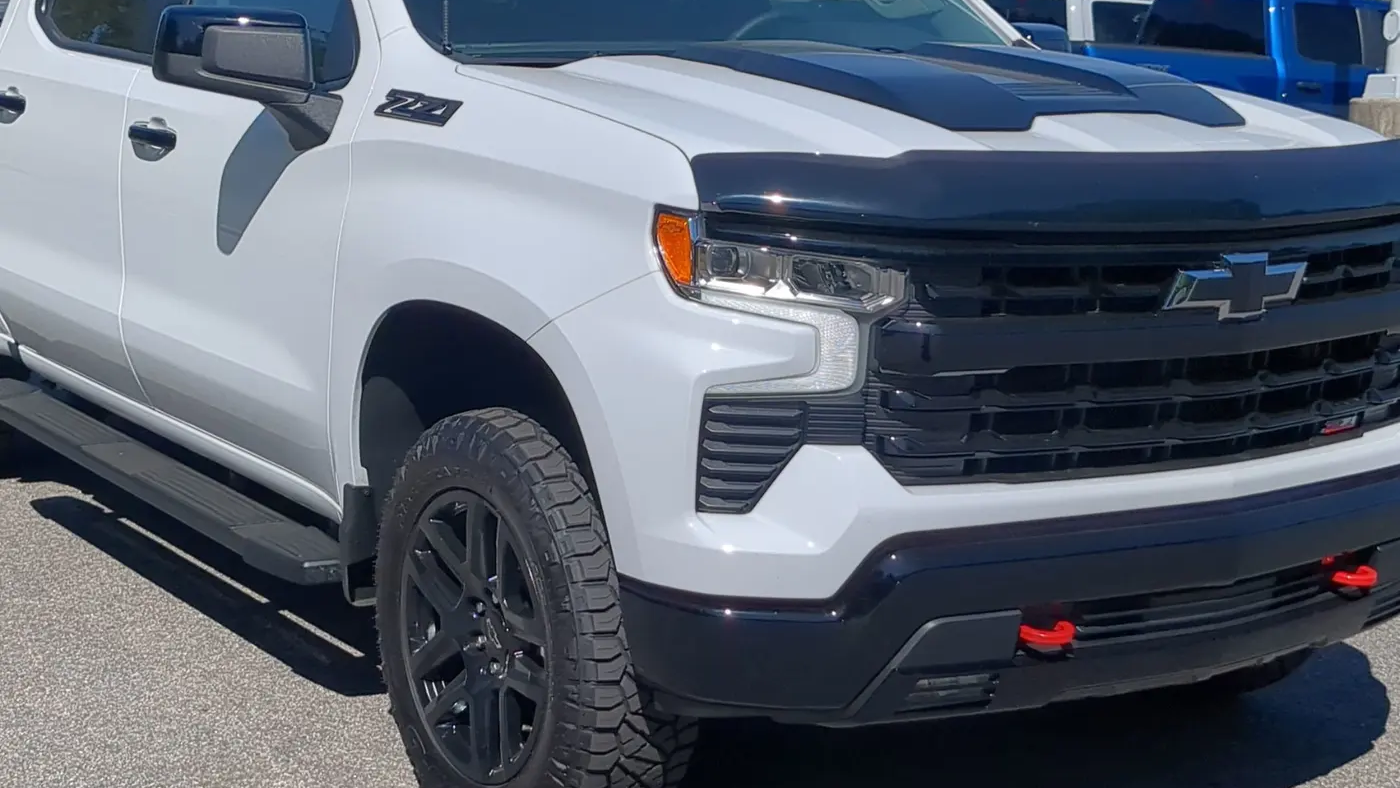 2025 Chevrolet Silverado 1500 LT Trail Boss