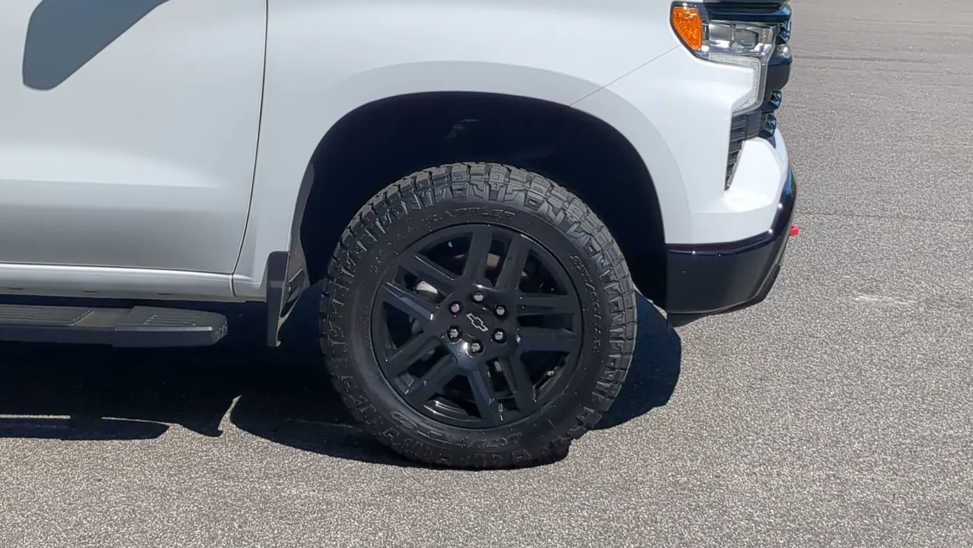 2025 Chevrolet Silverado 1500 LT Trail Boss