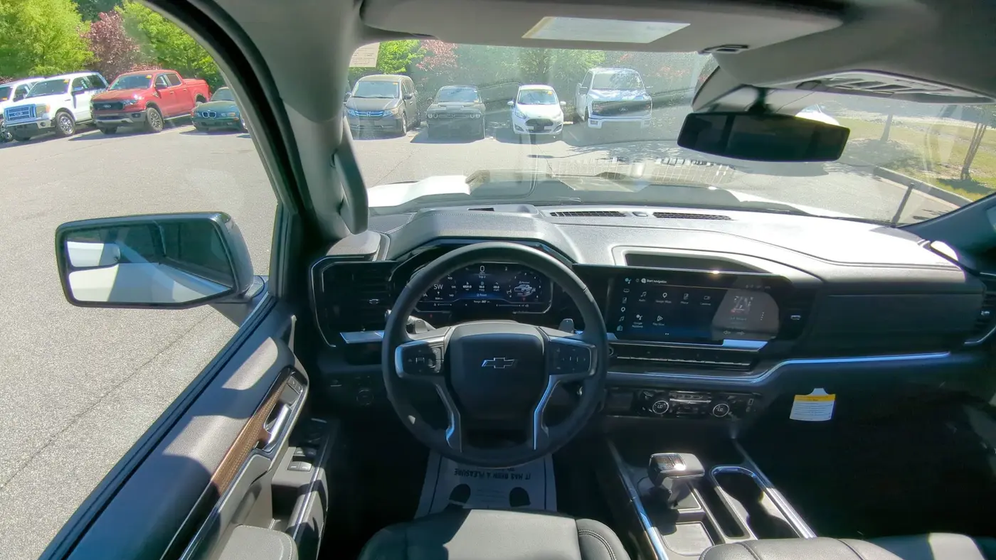 2025 Chevrolet Silverado 1500 LT Trail Boss