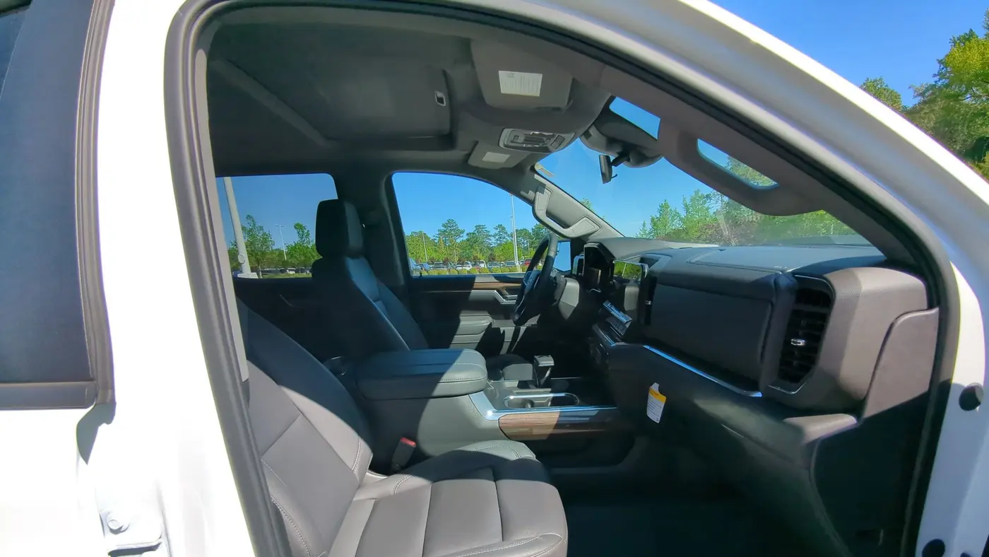 2025 Chevrolet Silverado 1500 LT Trail Boss