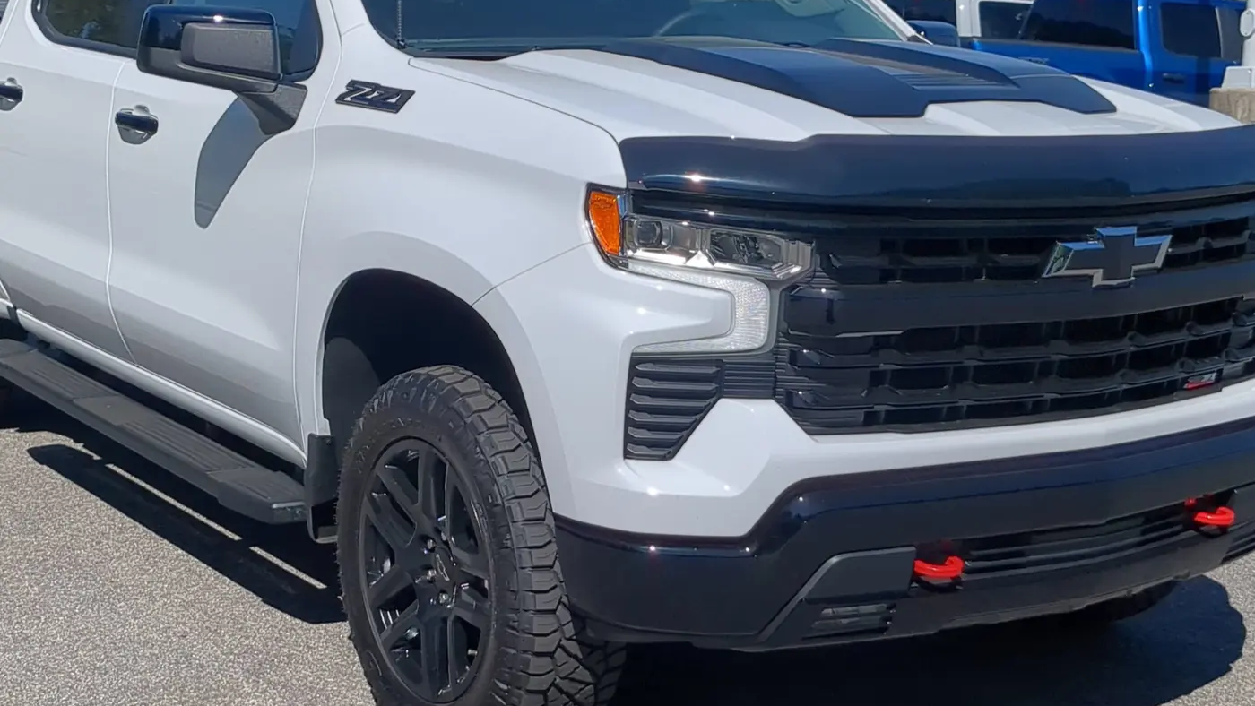 2025 Chevrolet Silverado 1500 LT Trail Boss