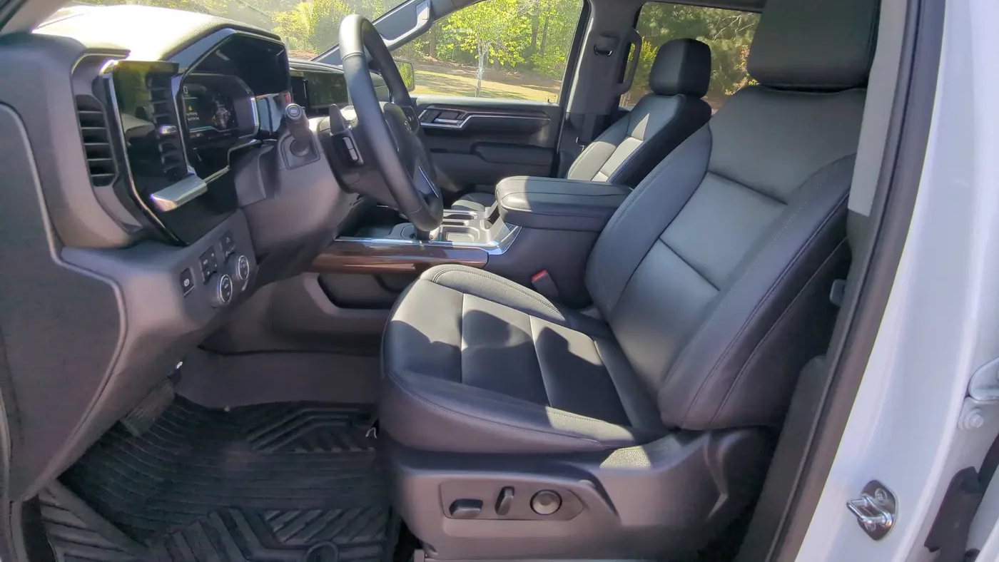 2025 Chevrolet Silverado 1500 LT Trail Boss