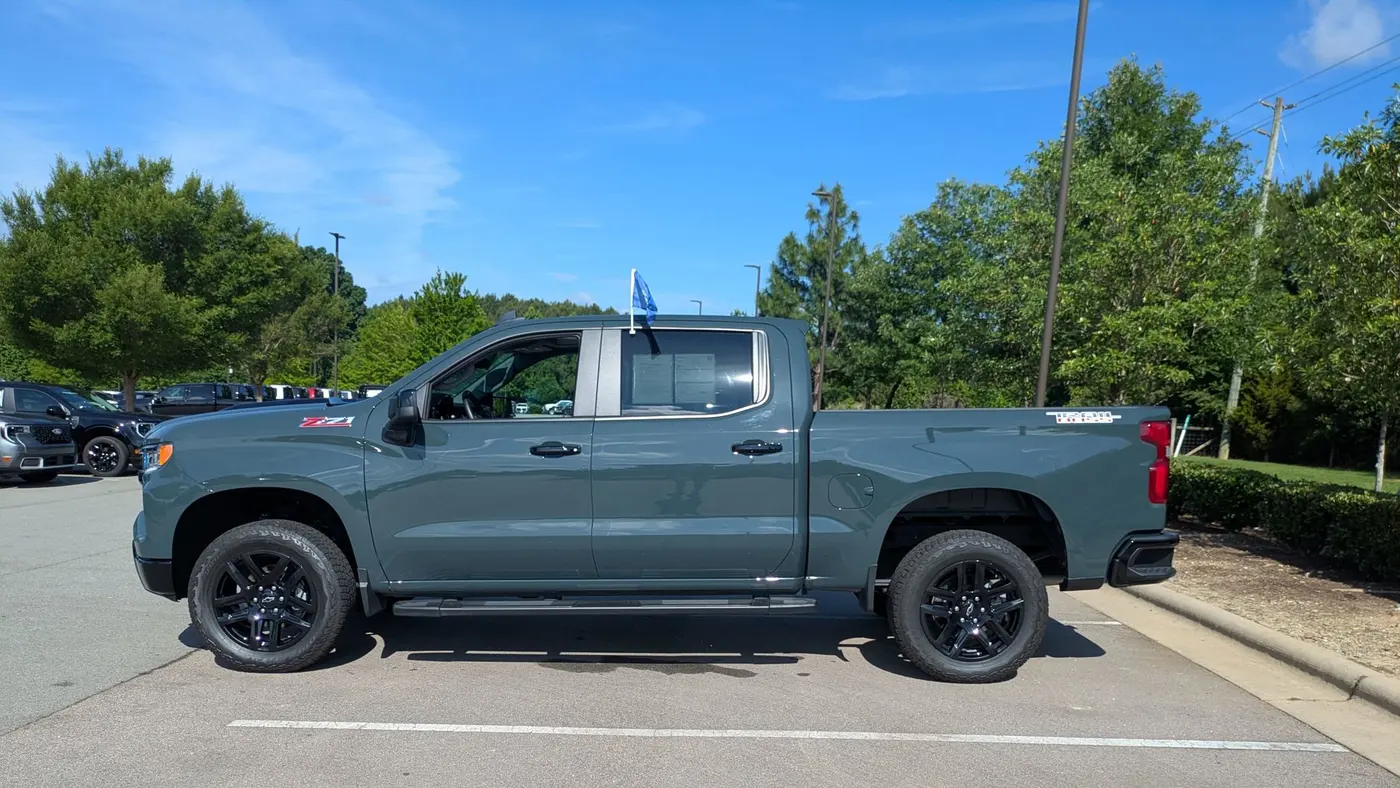 2025 Chevrolet Silverado 1500 LT Trail Boss