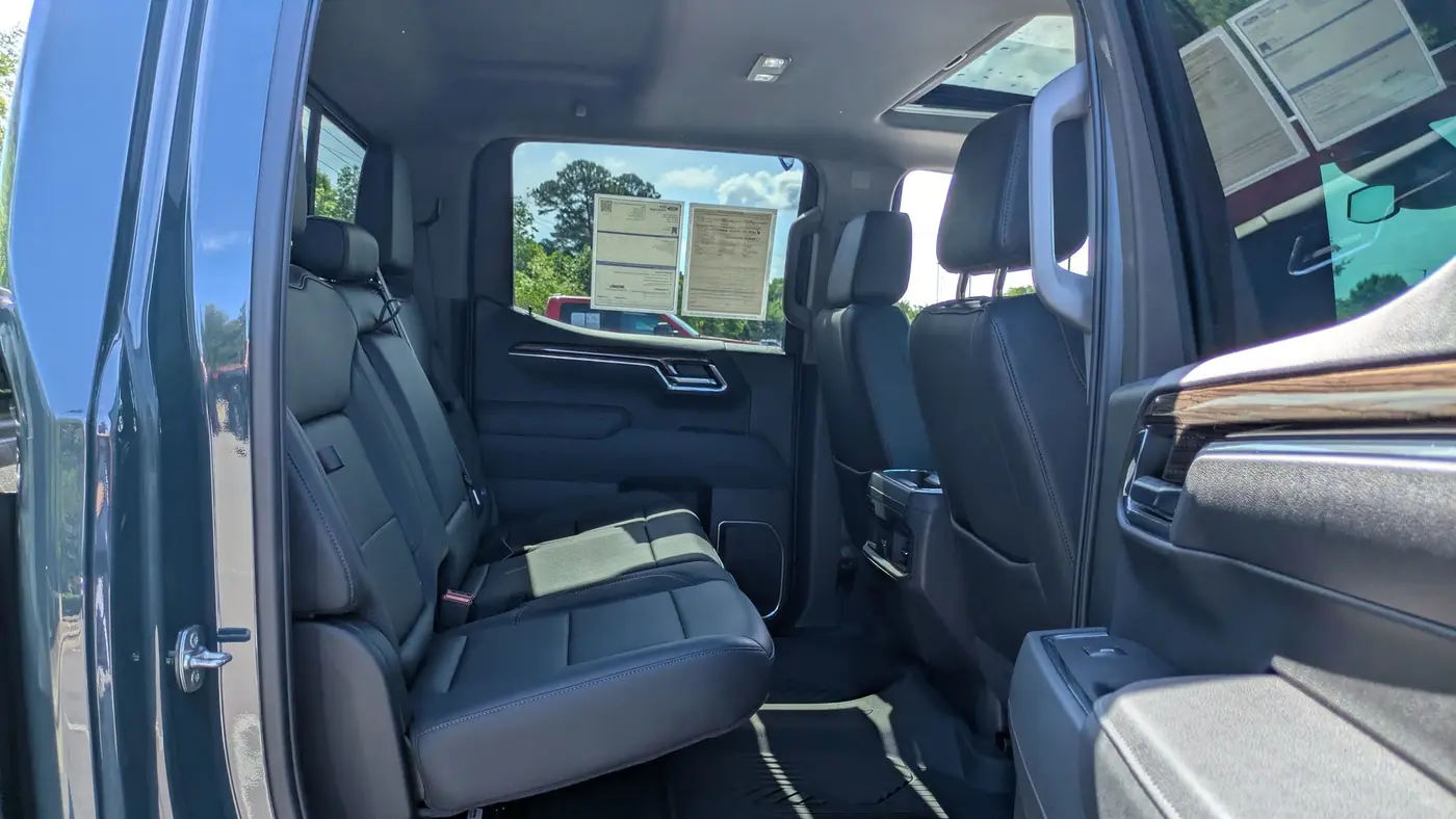 2025 Chevrolet Silverado 1500 LT Trail Boss
