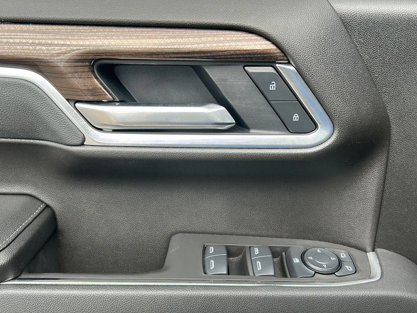 2025 Chevrolet Silverado - $51,375