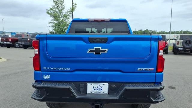 2025 Chevrolet Silverado 1500 ZR2