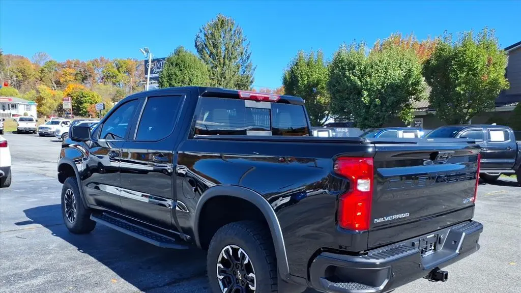 2025 Chevrolet Silverado 1500 ZR2