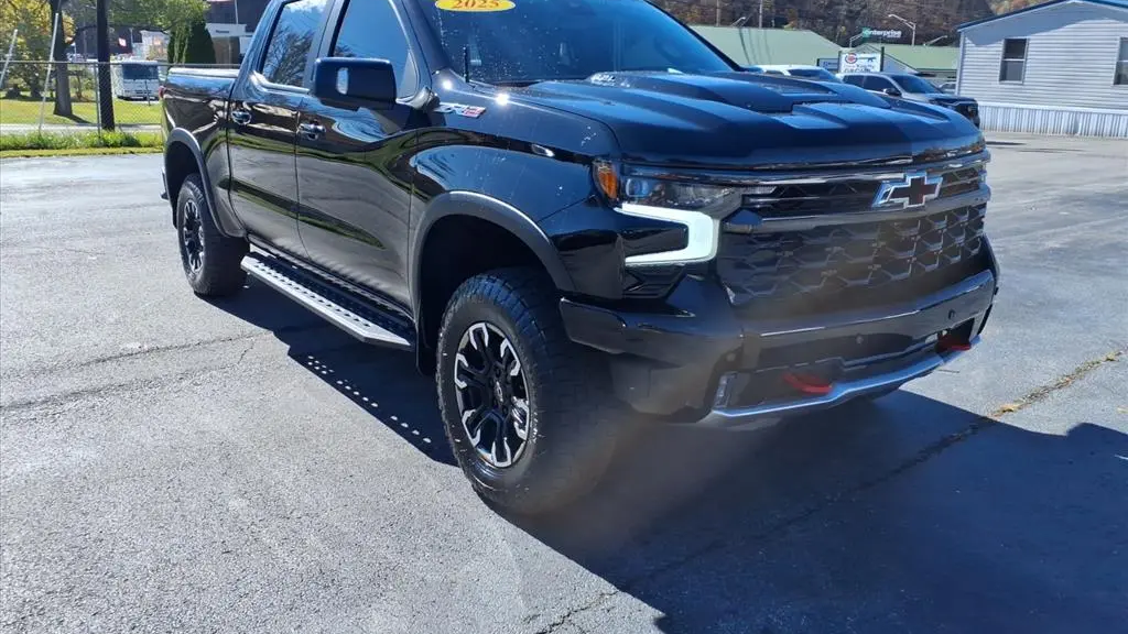 2025 Chevrolet Silverado 1500 ZR2