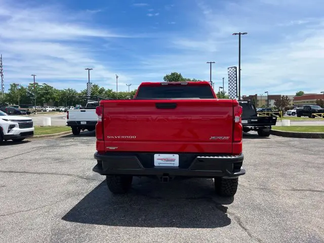 2025 Chevrolet Silverado