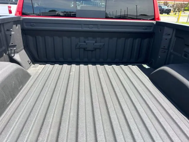 2025 Chevrolet Silverado
