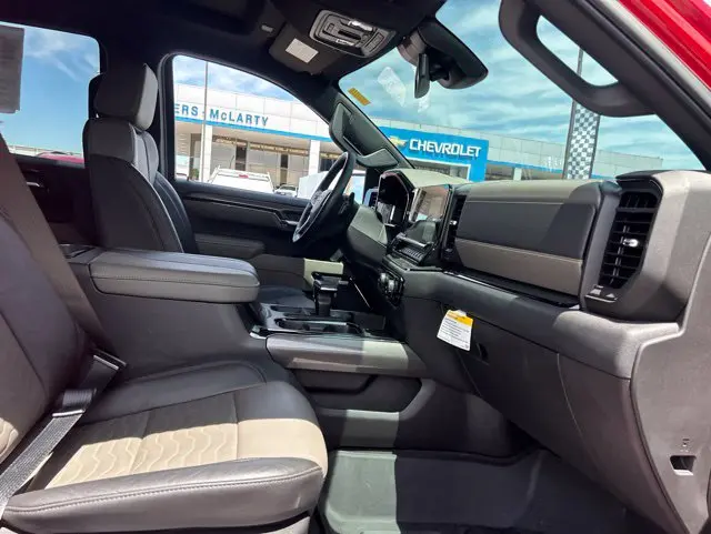 2025 Chevrolet Silverado